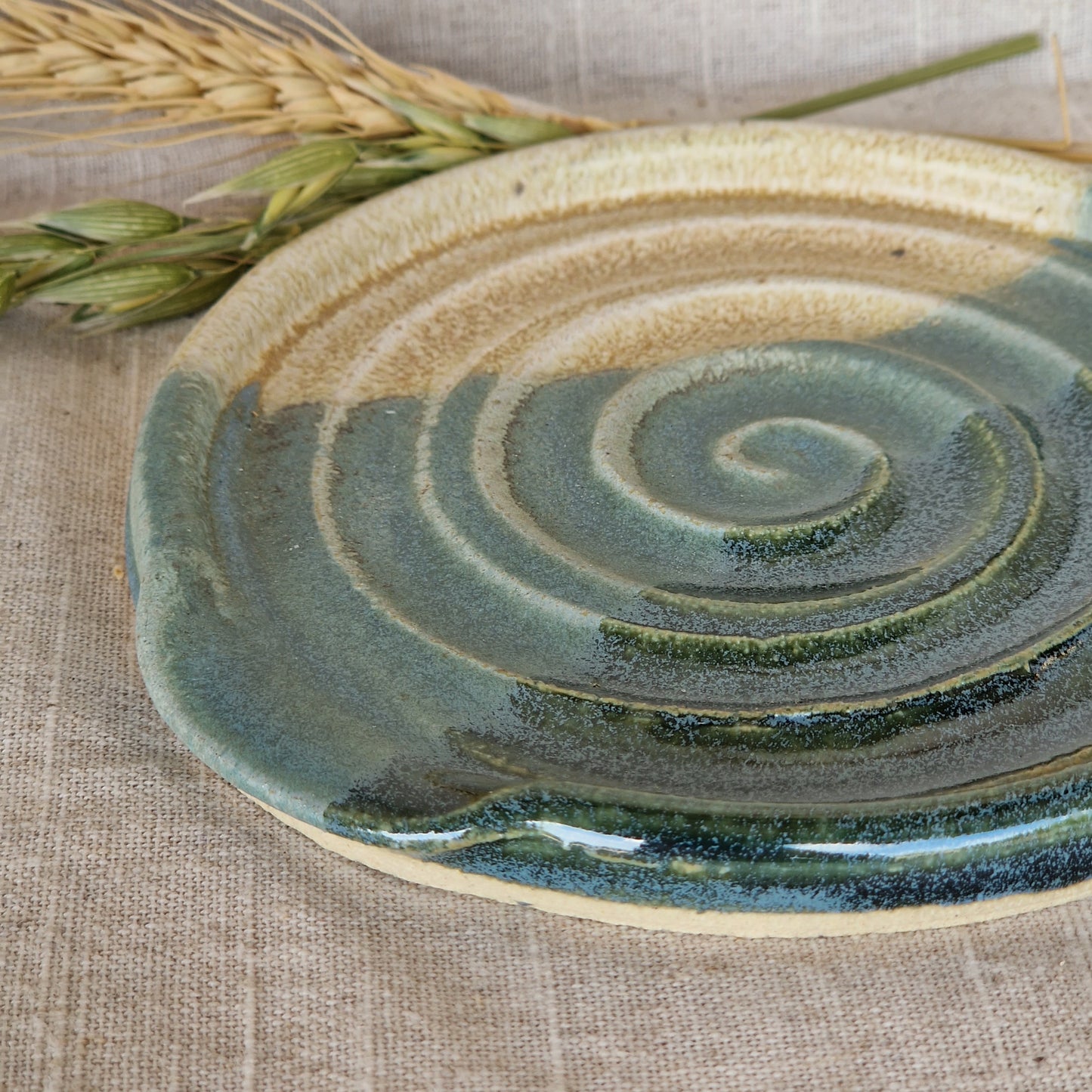 Mountains spoon rest