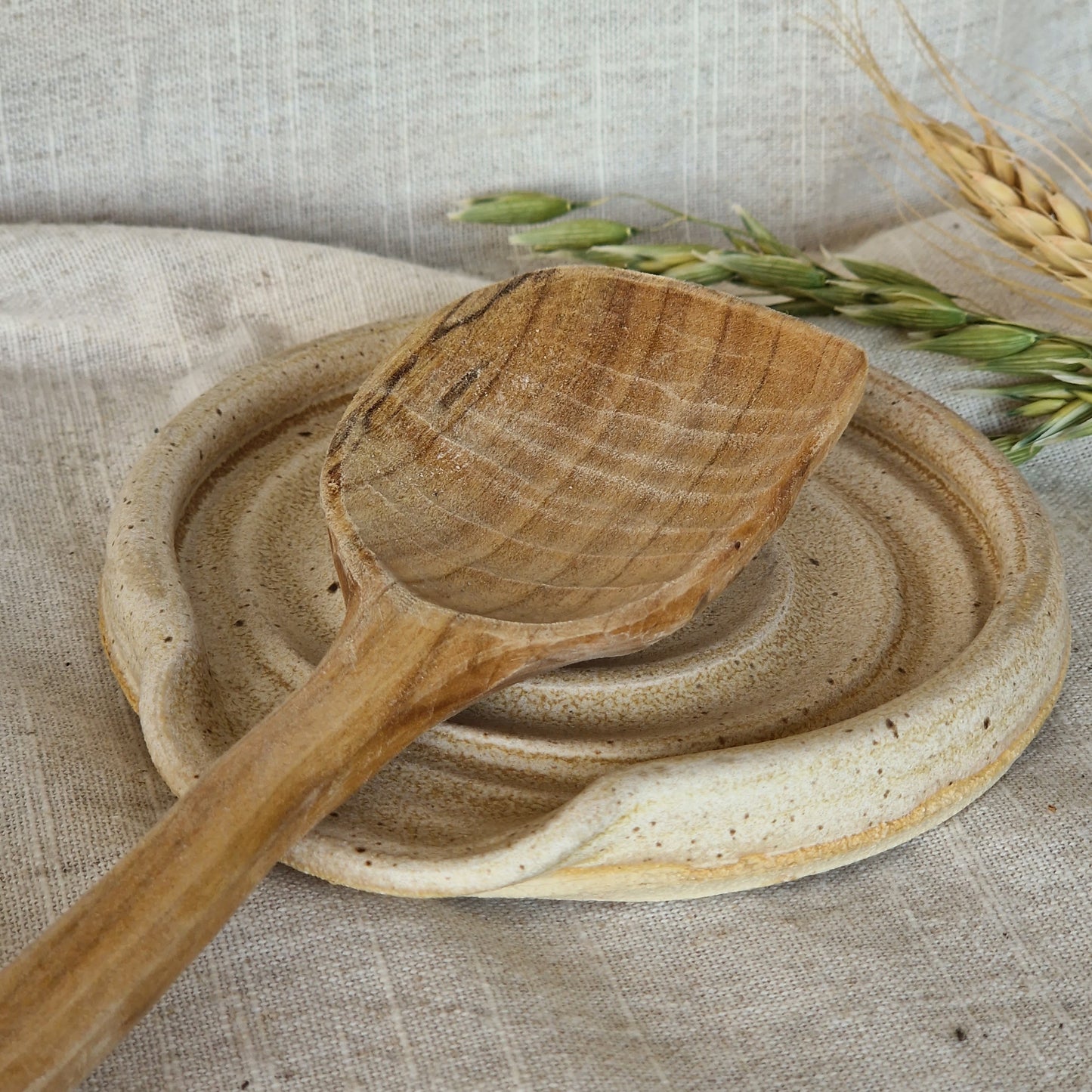 Cream spoon rest