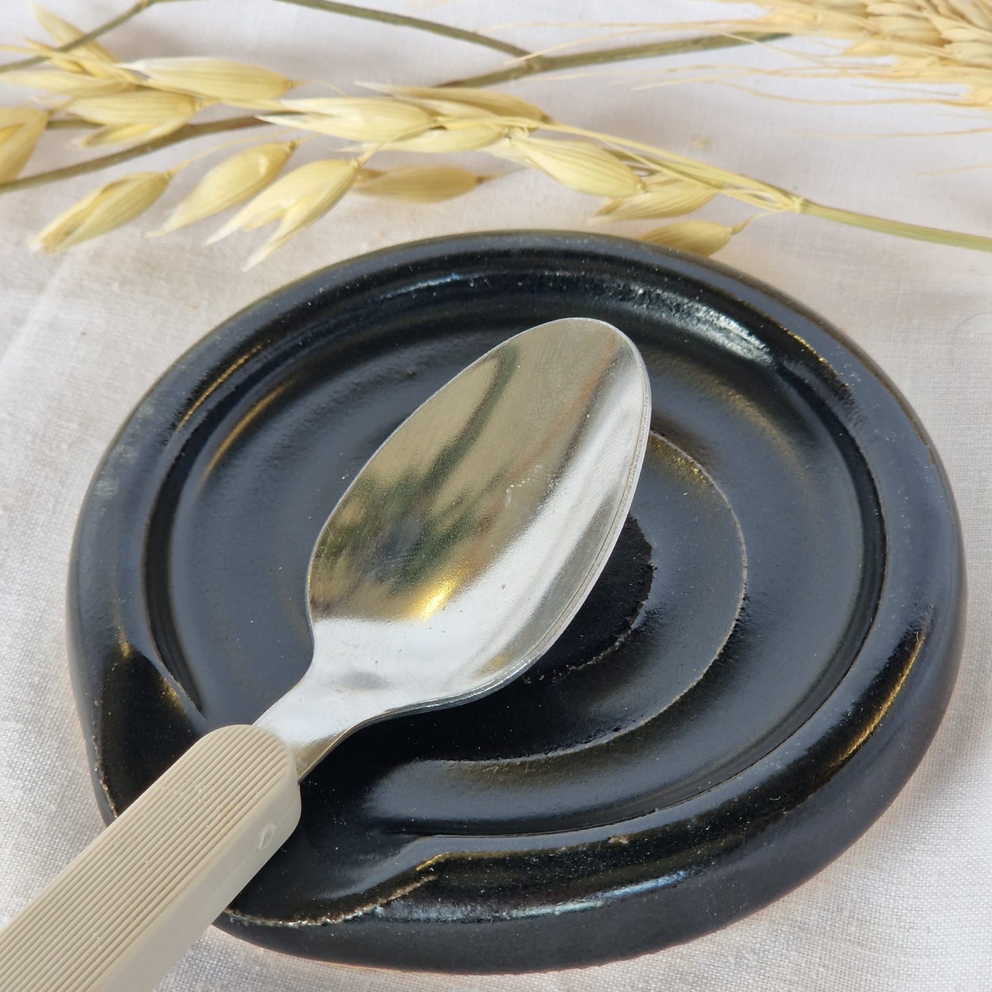 Black mini spoon rest