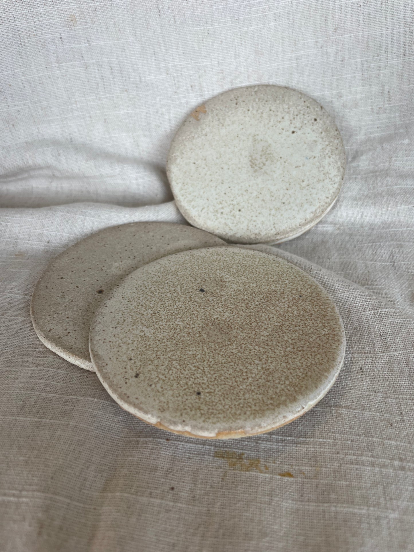Cream coaster sets