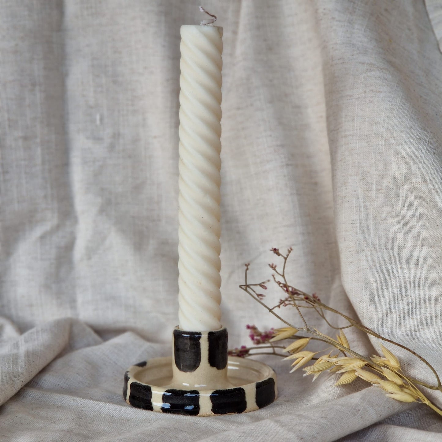 Stripe 2 candlestick holder