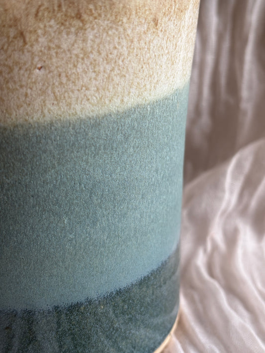 Mountains Scalloped Planter