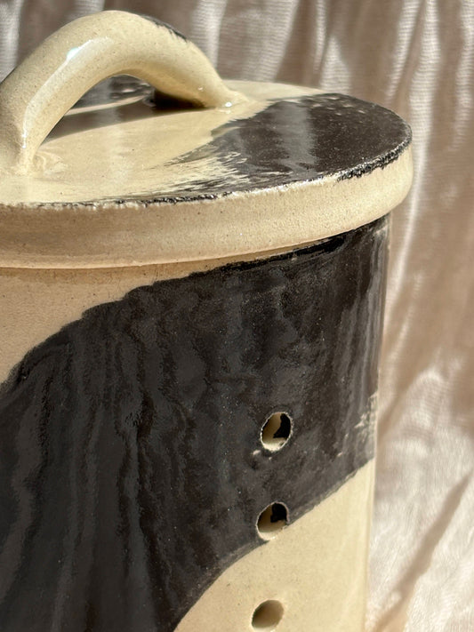 The Makers Mark Garlic Pot