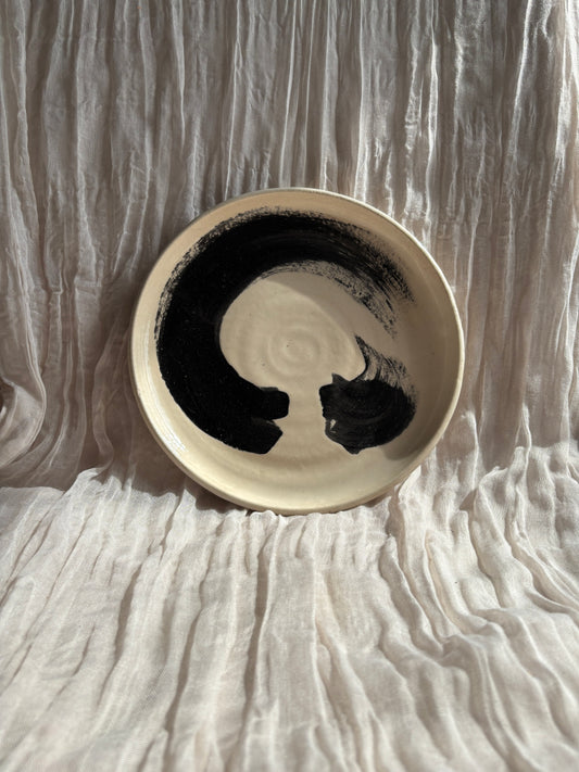 The Makers Mark Coupe Dinner Plate