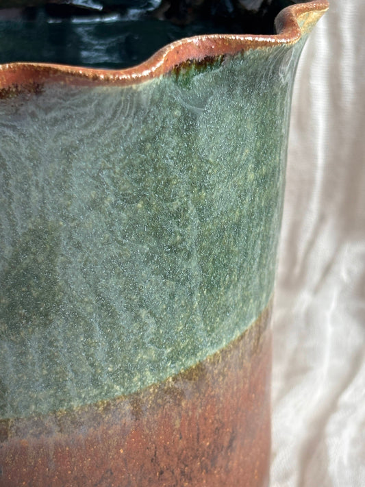 Earth Scalloped Planter