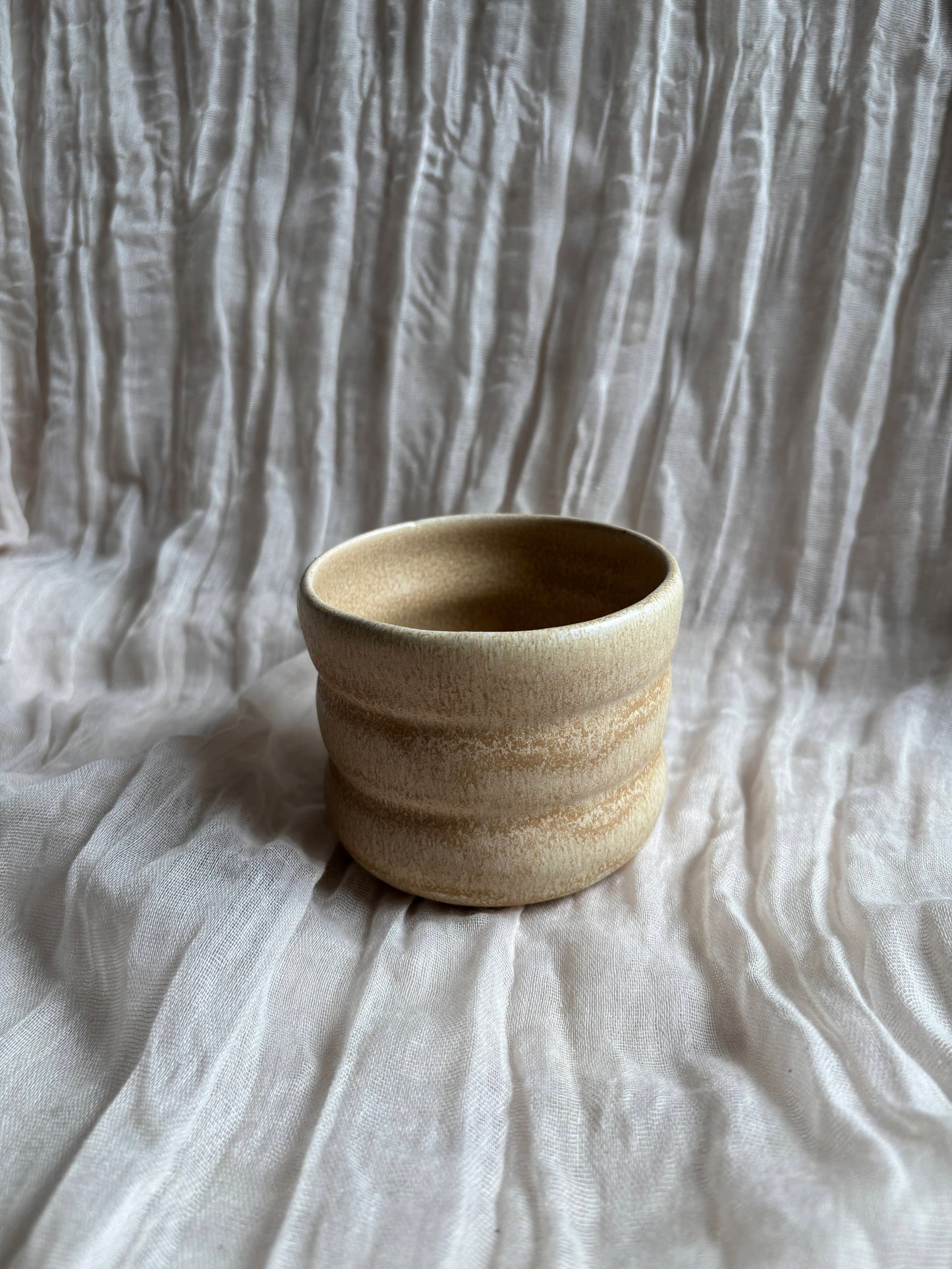 Cream Bubble Tumbler