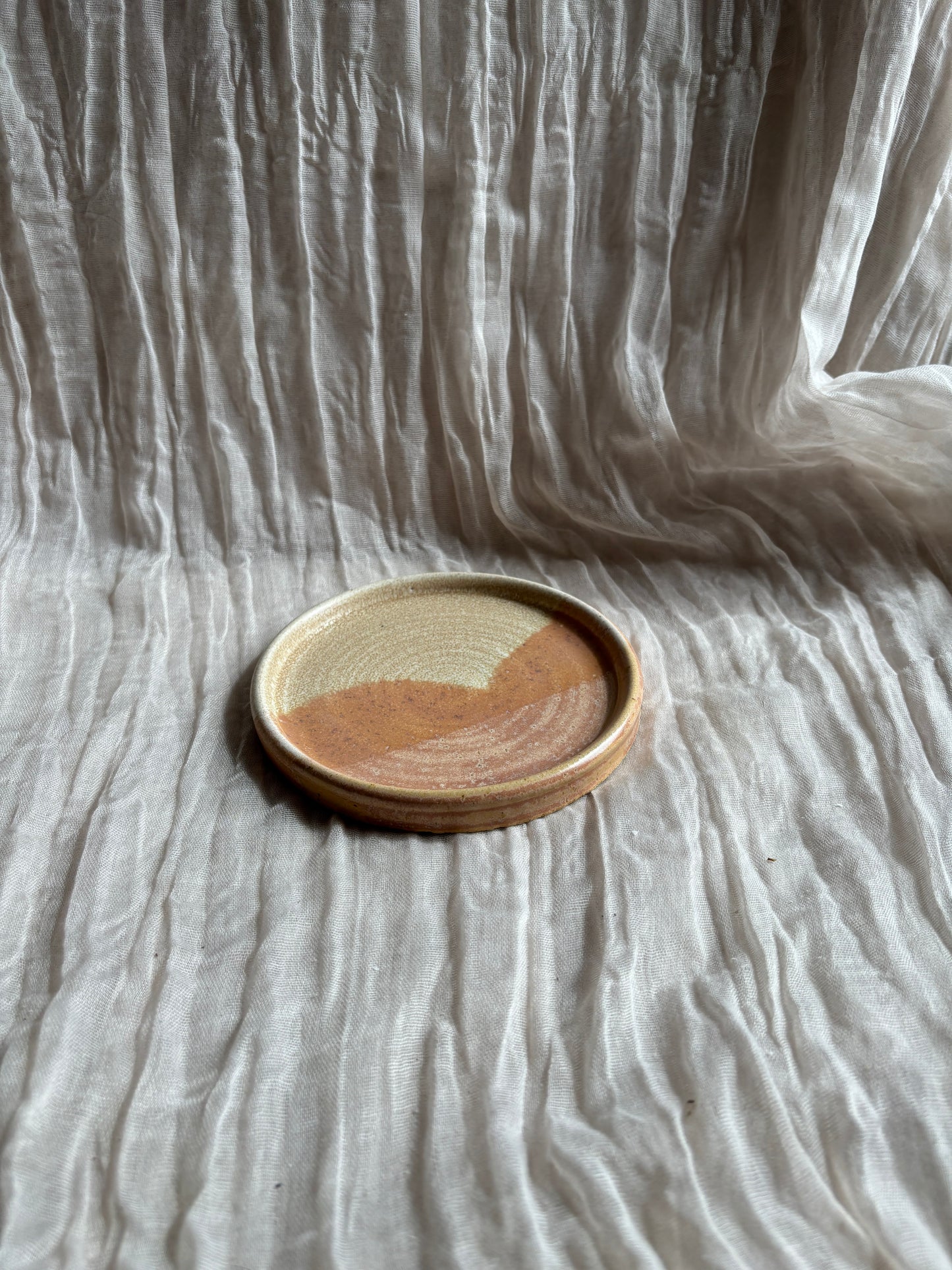 Dunes Cake Plate