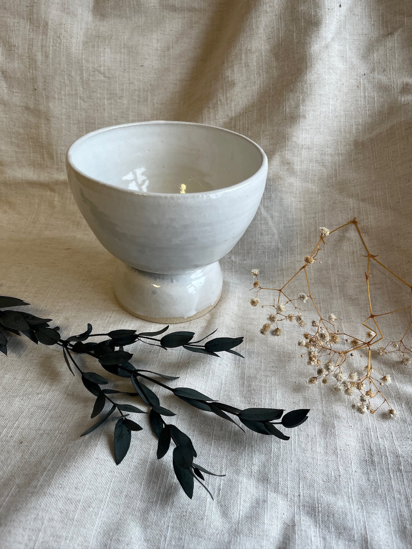 Bright White Centrepiece