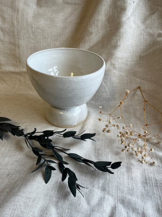 Bright White Centrepiece