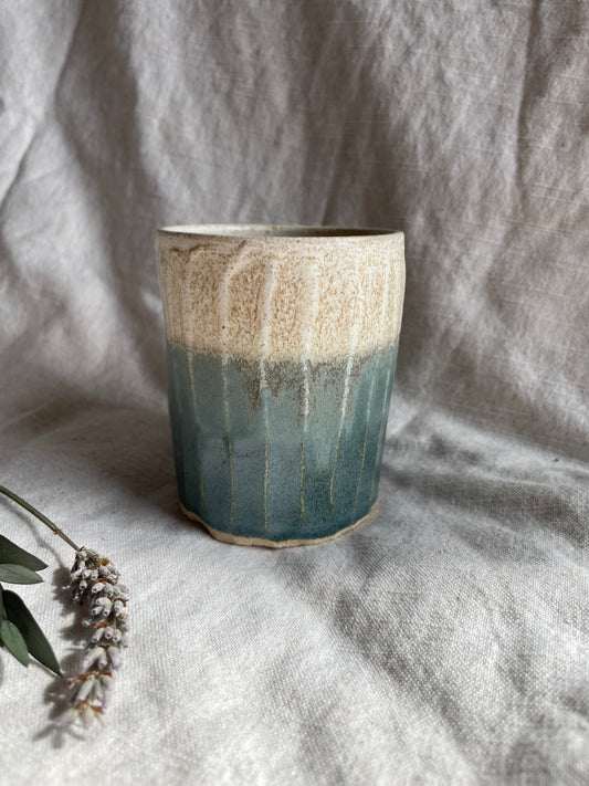 Mountains 250ml Beaker