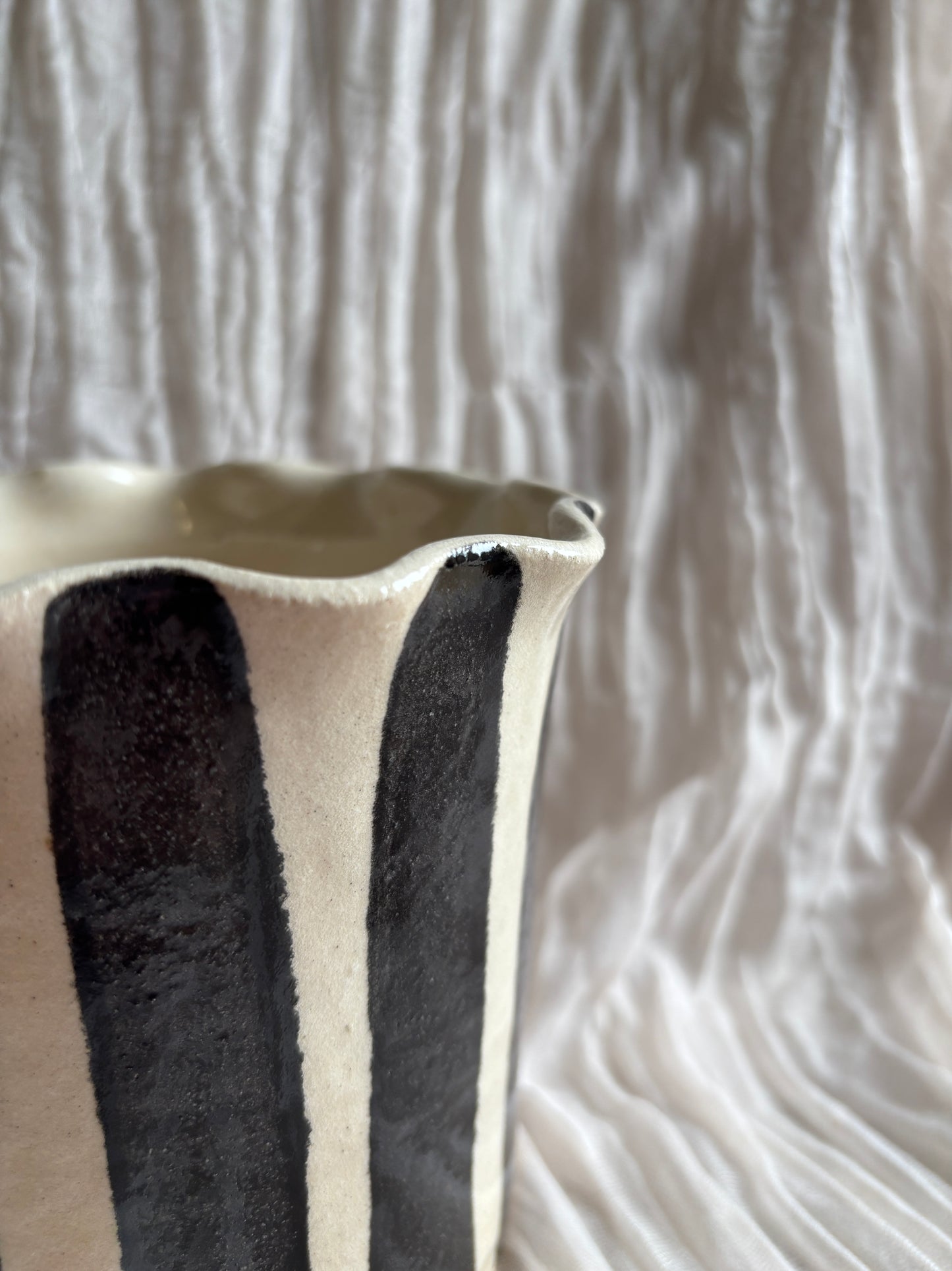 Stripe Scalloped Planter