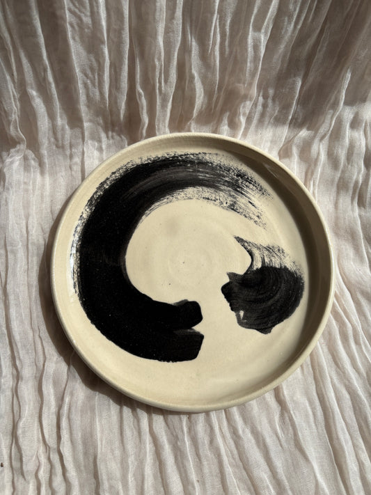 The Makers Mark Coupe Dinner Plate
