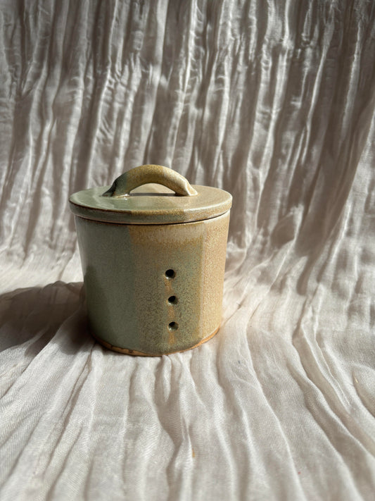 Bamboo Garlic Pot