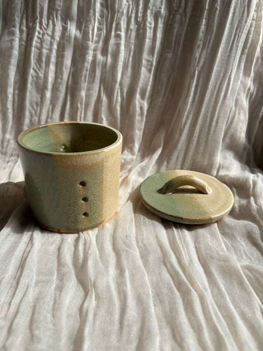 Bamboo Garlic Pot