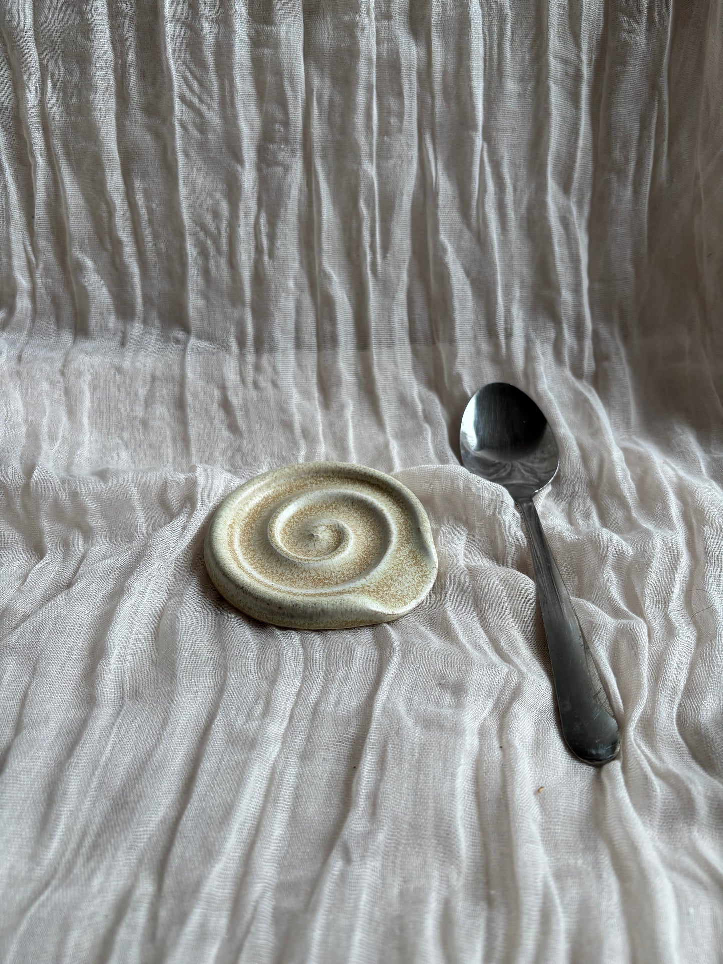 Cream Mini Spoon Rest