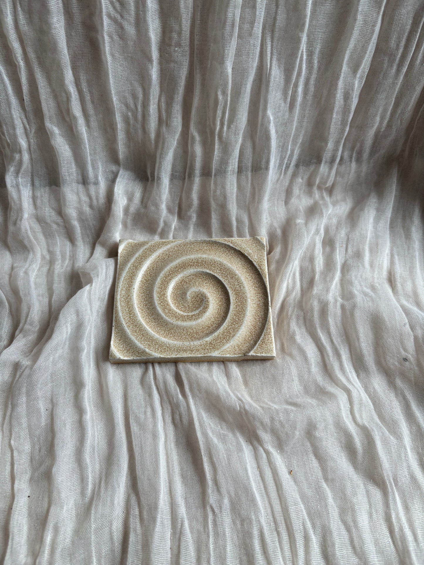 Cream Rectangular Soap Dish