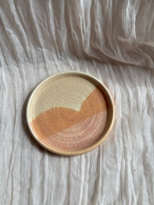 Dunes Cake Plate
