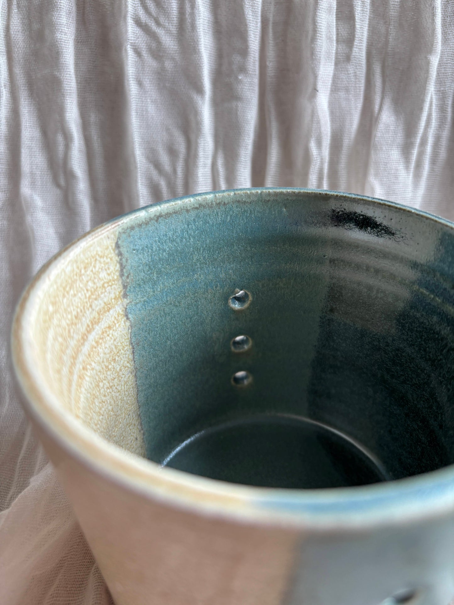 Mountains Garlic Pot