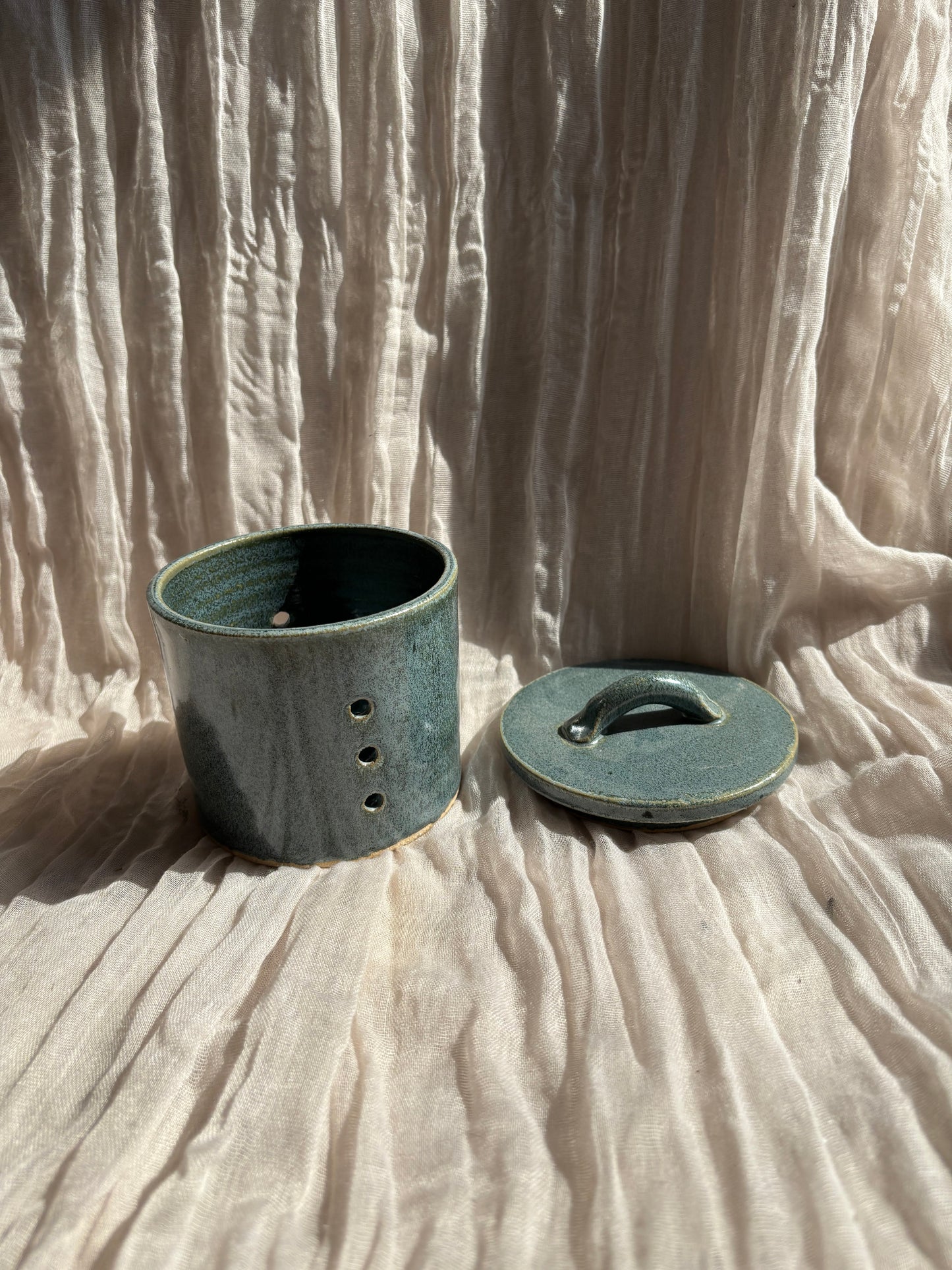 Green Garlic Pot