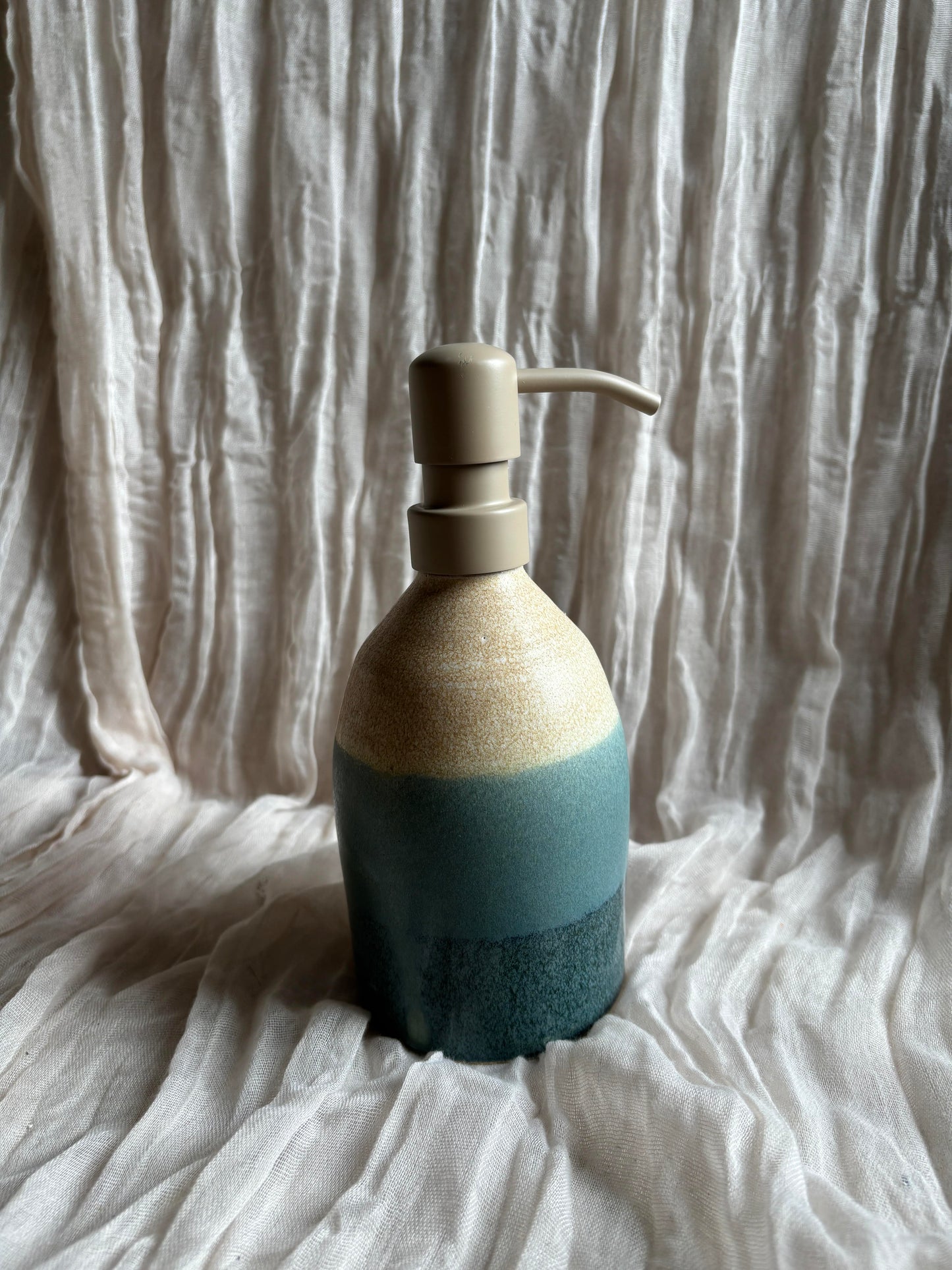 Mountains Liquid Soap Dispenser Bottle