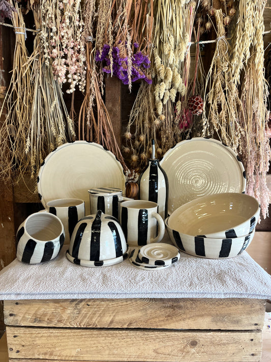 Seconds Bundle 10. Large Striped Kitchen Set