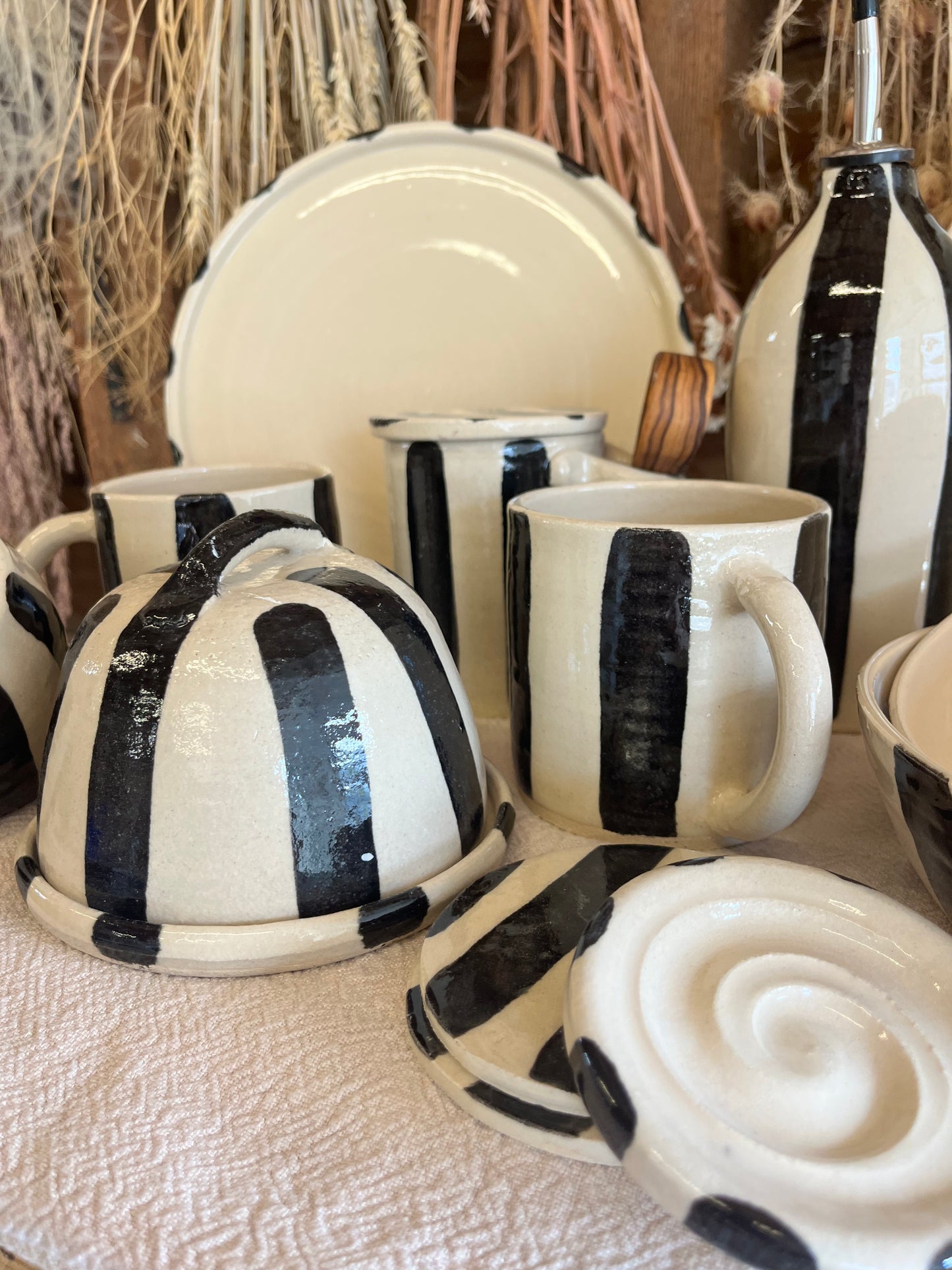 Seconds Bundle 10. Large Striped Kitchen Set