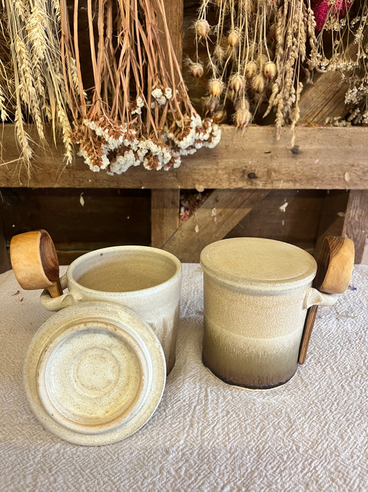 Seconds Bundle 27. Sandstorm Canisters