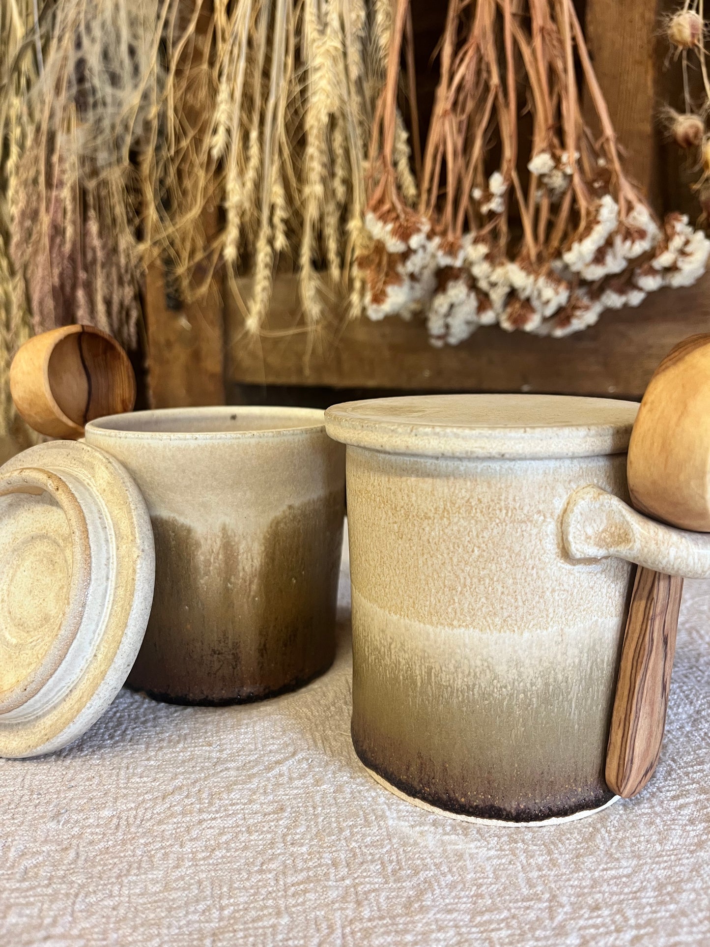 Seconds Bundle 27. Sandstorm Canisters